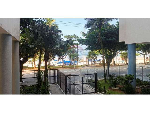 Apartamento de Frente para o Mar na Praia das Pitangueiras, Guarujá/SP!