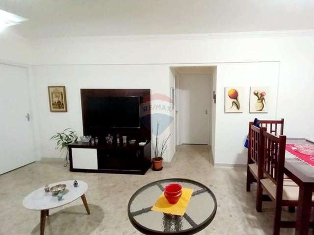 Lindo Apartamento com 93 m2 a 250 metros da Praia de Pitangueiras a Venda