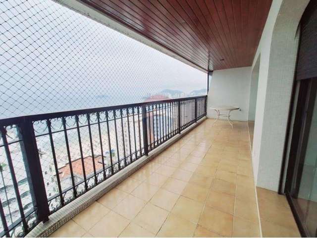 Apartamento 3 dorm , sacada ampla e com belíssima vista da praia Pitangueiras Guarujá