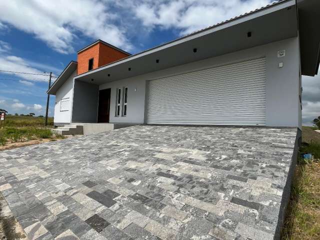 Casa com alto padrão de construção - Içara - Bairro Ronco D'agua