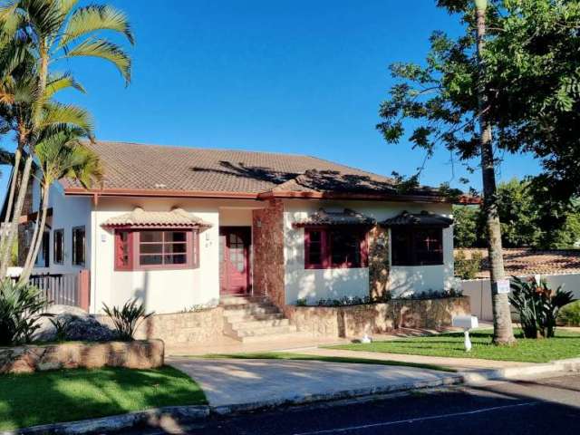 Casa a venda no Condomínio Marambaia em Vinhedo/SP.