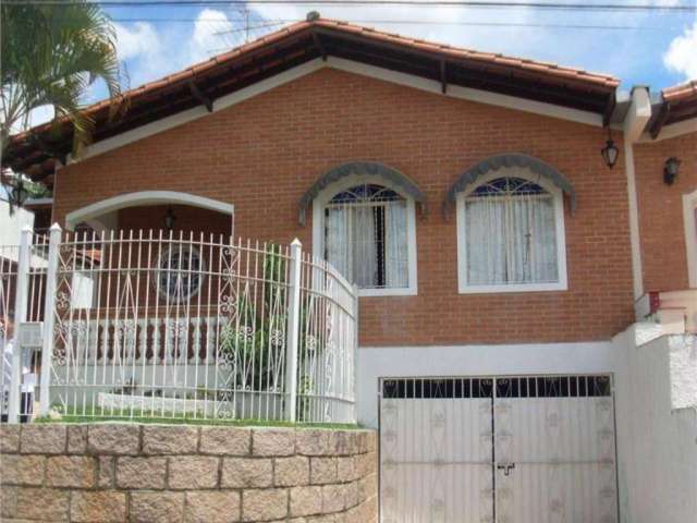 Casa para venda, próximo ao centro na cidade de Vinhedo/SP.