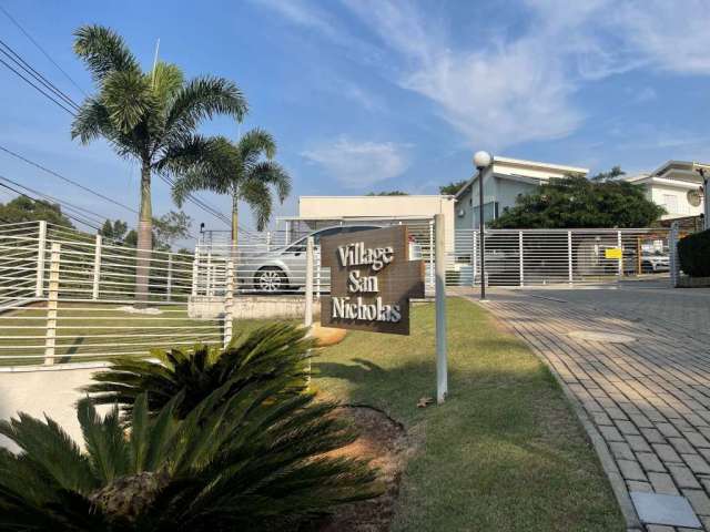 Casa dos sonhos à venda no Condomínio San Nicholas em Vinhedo, SP.