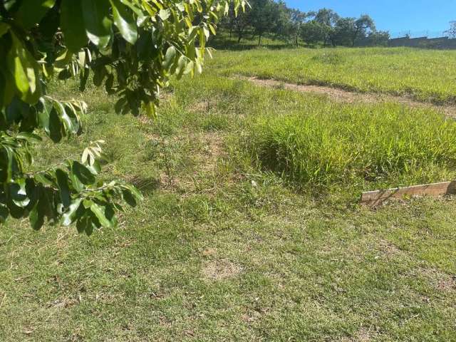 Terreno à venda no Monte Alegre, Vinhedo  por R$ 940.000