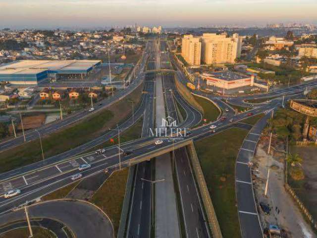 OPORTUNIDADE PARA CENTRO DE DISTRIBUIÇÃO!!!Terrenos comerciais/industriais que somam 15.144m2. Excelente localização próxima ao trevo do Atuba