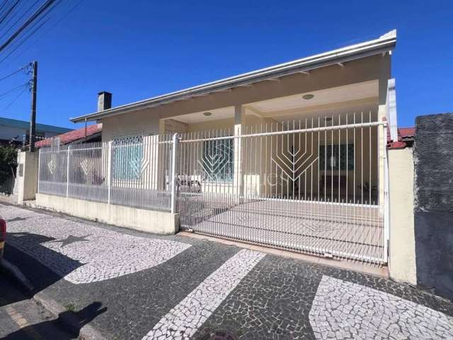 Casa com 3 quartos em Balneário Camboriú