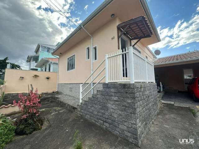 Casa com 2 quartos à venda na Rua Daniela, 90, Bela Vista, São José por R$ 500.000