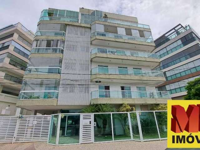 Apartamento com dois quartos no bairro Passagem em Cabo Frio.