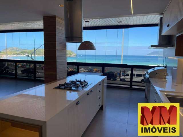 Apartamento com 260m² de Frente para Praia do Forte em Cabo Frio