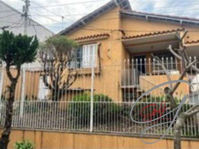 Casa a venda em Vila Lageado, São Paulo.