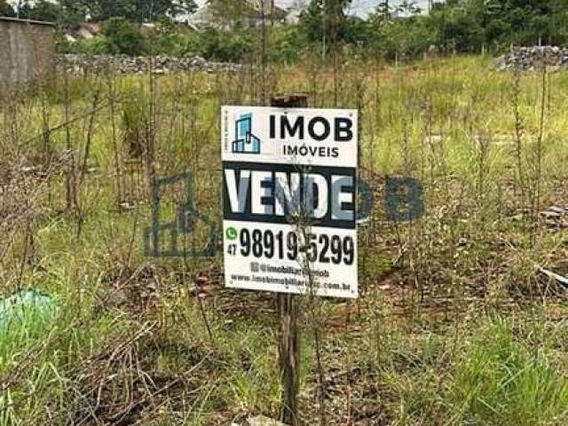 Terreno com 350,00 m² de área total, bairro Escolinha - Guaramirim