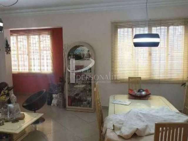 Apartamento, 270 m2, 3 suítes,  com jardim interno, sem vaga, para venda, Centro.