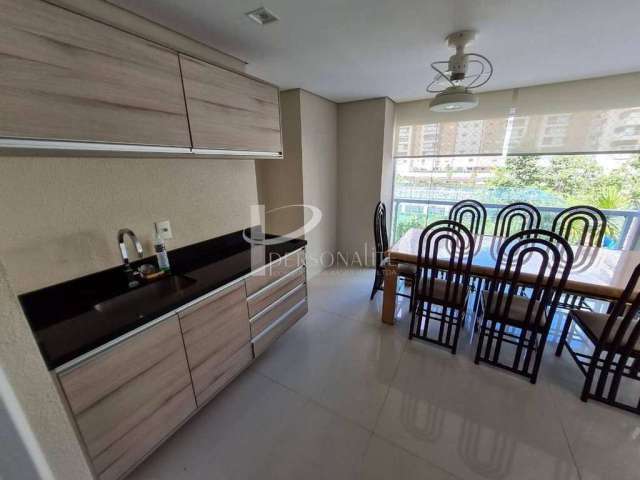 Lindo Apartamento no Condomínio mais cobiçado da Mooca, 206 m², 3 Suítes, 4 Vagas,finamente decorado