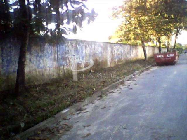 Terreno à venda e para locação, Enseada, Guarujá, 5 lotes, com quase 3000m2, SP