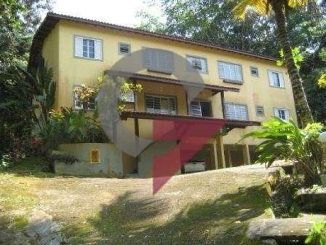 Casa com 10 quartos à venda na Enseada, Ubatuba  por R$ 2.000.000