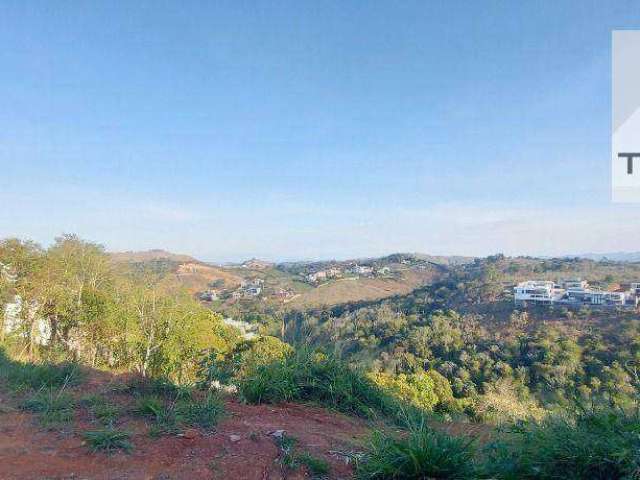 Terreno com vista deslumbrante e permanente no condomínio Portal do Aeroporto. Localização privilegiada na rua principal e próximo da portaria.