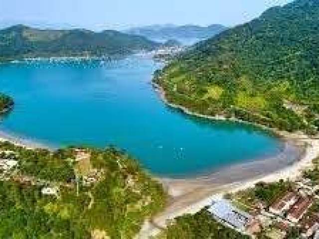 Terreno à venda no Pereque-Mirim, Ubatuba  por R$ 1.300.000