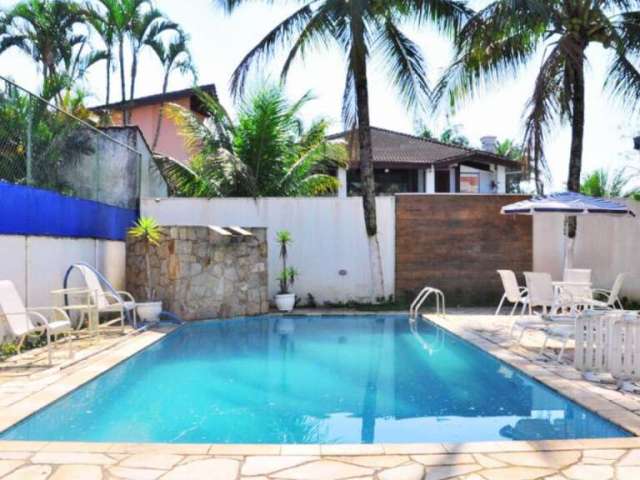 Casa à venda no Jardim Acapulco em Guarujá