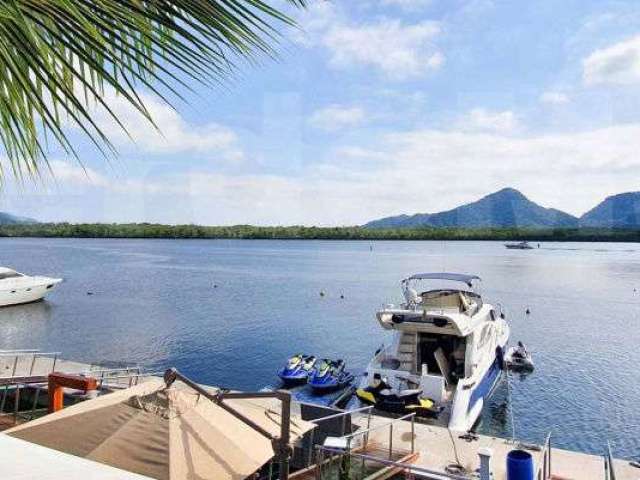 Casa FRENTE CANAL, a venda no residencial  Marina Del Rey em Guarujá