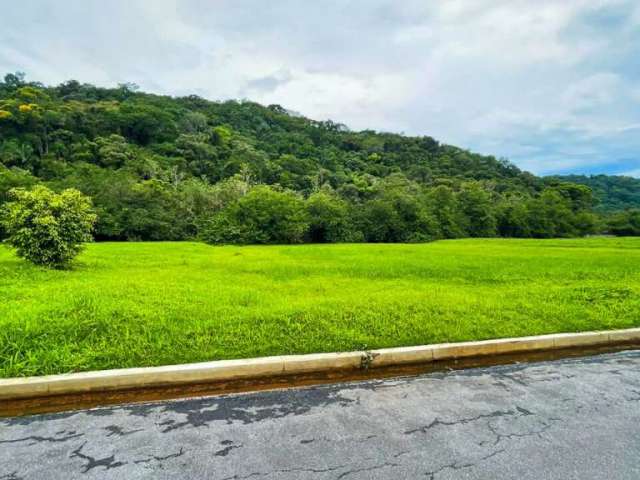 Terreno à venda no Condomínio Marina Guarujá