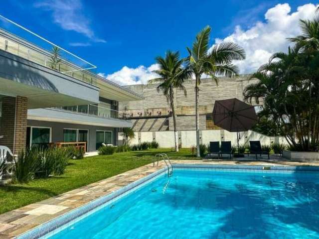 Casa com pier no Residencial Marina Guarujá no canal de Bertioga.