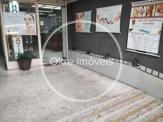 Ponto comercial à venda na Avenida Nossa Senhora de Copacabana, Copacabana, Rio de Janeiro, 11 m2 por R$ 950.000