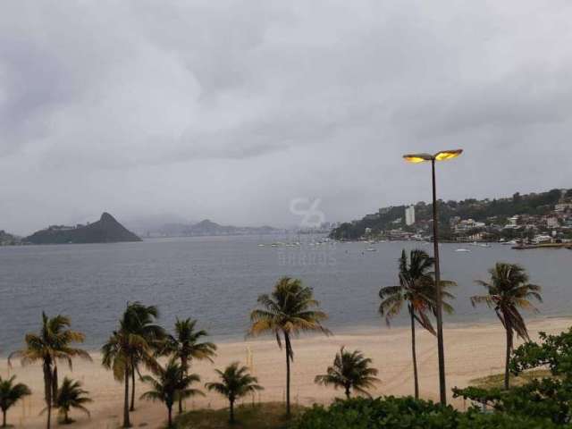 Lindo apartamento  de 1 quarto (loft) de frente para praia de São Francisco.