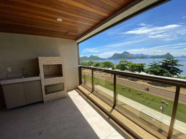 Apartamento de alto luxo, frente mar, 4 quartos, 4 suítes, 3 vagas.