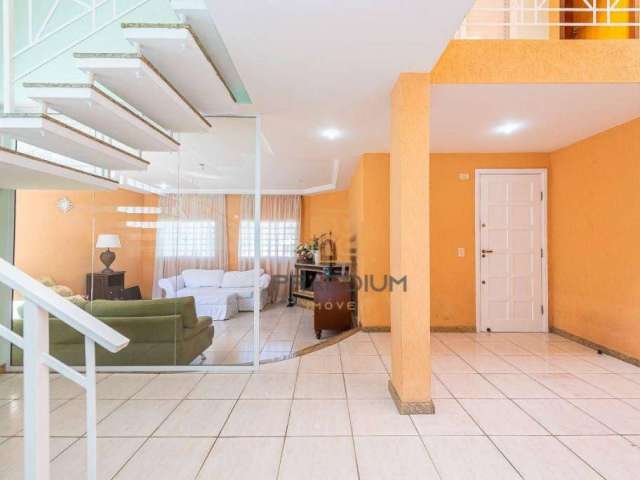 Casa com 3 dormitórios à venda, 313 m² por R$ 1.170.000,00 - Cajuru - Curitiba/PR