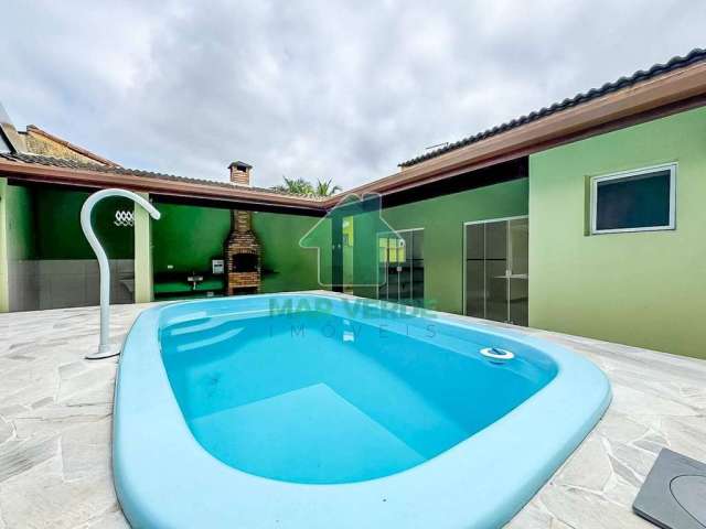 Casa Locação 3 dormitórios com piscina em Residencial Fechado