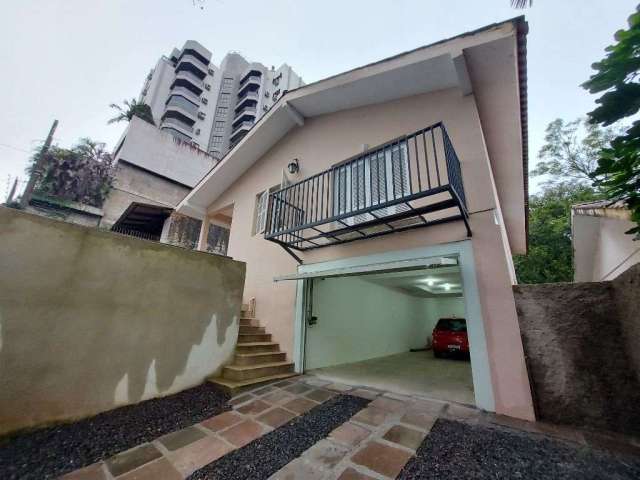 Casa com 3 dormitórios, 197 m² - venda por R$ 840.000,00 ou aluguel por R$ 5.450,00/mês - Vila Nova - Novo Hamburgo/RS