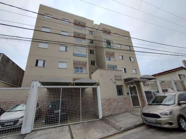 Excelente apartamento com 2 dormitórios e suíte com elevador