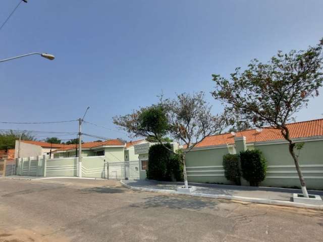 Sobrado condomínio Residencial Vitoria com 2 Suítes, quintal, 2 vagas 124m² totais, por apenas R$405.000,00 - Cidade Jardim - Zona Oeste - Sorocaba SP