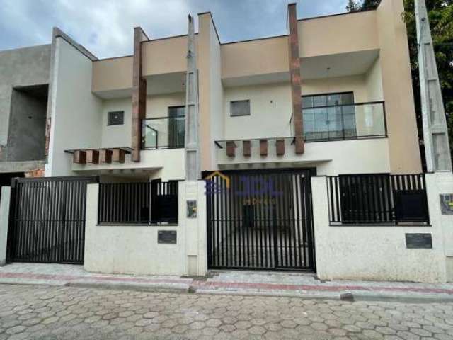 Casa com 2 dormitórios à venda, 102 m² por R$ 650.000,00 - Centro - Penha/SC