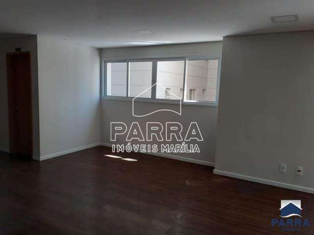 Vende-se apartamento no edificio villa funchal - marilia/sp