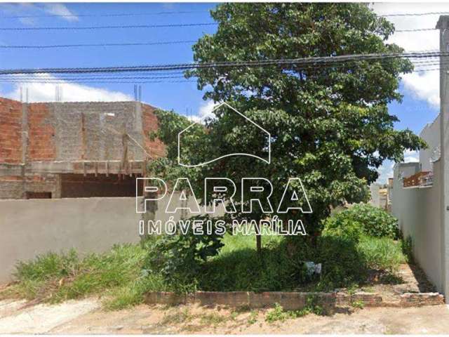 Vende-se terreno no parque das esmeraldas ii - marilia/sp