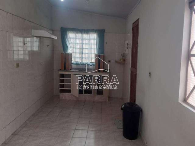 Vende-se residência no bassan - marilia/sp