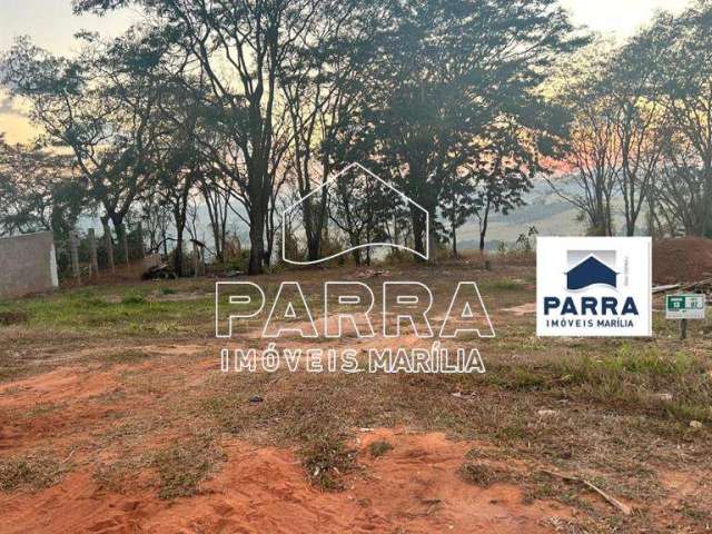 Vende-se terreno no cond. portal da serra - marilia/sp