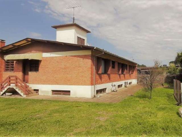 Casa com 3 quartos à venda na Rua Domingos Chies, 65, Interlagos, Caxias do Sul por R$ 1.500.000