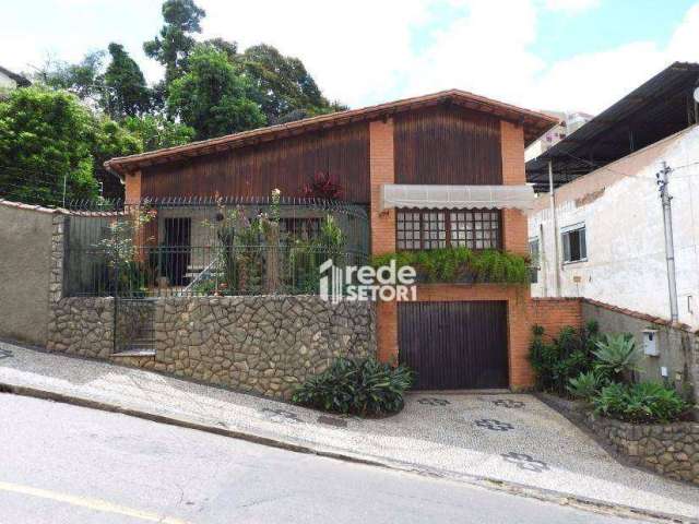 Casa com 4 quartos à venda, 267 m² por R$ 2.500.000 - São Mateus - Juiz de Fora/MG