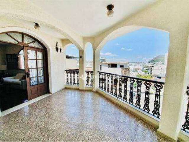 Casa com 5 quartos  à venda, 243 m² por R$ 800.000 - Manoel Honório - Juiz de Fora/MG