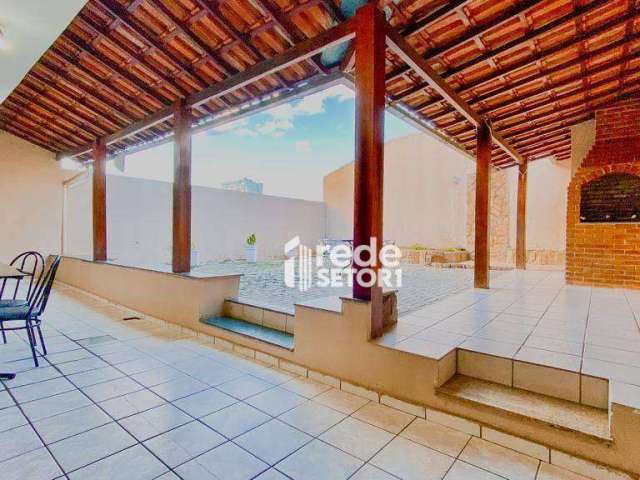 Casa com 4 quartos à venda, 243 m² por R$ 560.000 - Cruzeiro do Sul - Juiz de Fora/MG