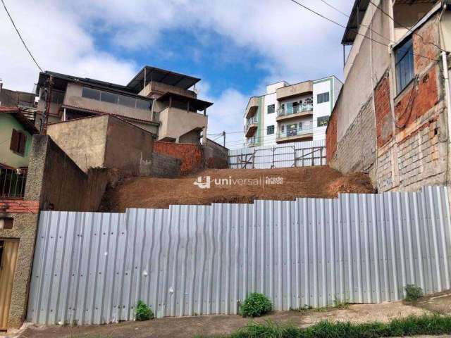 Terreno à venda, com saída para 2 ruas, 302 m² por R$ 480.000 - Teixeiras - Juiz de Fora/MG