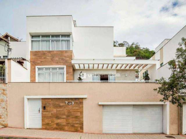 Casa com 5 Quartos à venda, 241 m² por R$ 1.490.000 - Vale do Ipê - Juiz de Fora/MG