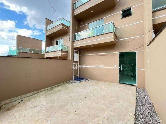 Casa com 2 quartos à venda, 160 m² por R$ 420.000 - Jardim São João - Juiz de Fora/MG