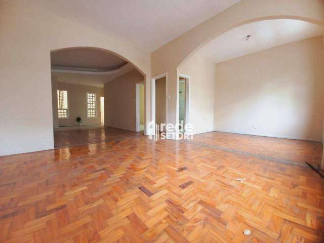 Casa para alugar, 150 m² por R$ 2.000/mês - Centro - Juiz de Fora/MG