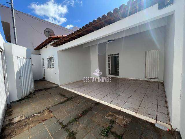 Casa com 4 dormitórios à venda por R$ 750.000 - Santa Luzia - Uberlândia/MG