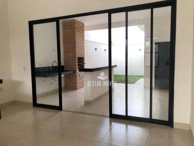 Casa com 3 dormitórios à venda, 154 m² por R$ 730.000 - Bosque dos Buritis - Uberlândia/MG