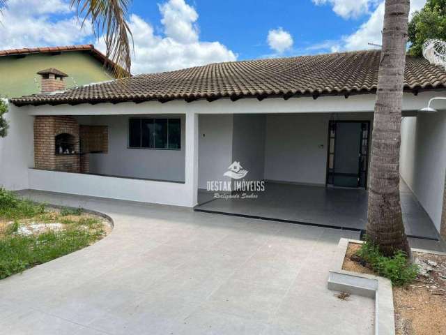 Casa com 3 quartos à venda, 250 m² por R$ 630.000 - Cidade Jardim - Uberlândia/MG