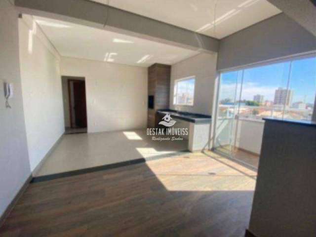 Cobertura com 2 quartos  à venda, 100 m² por R$ 595.000 - Segismundo Pereira - Uberlândia/MG